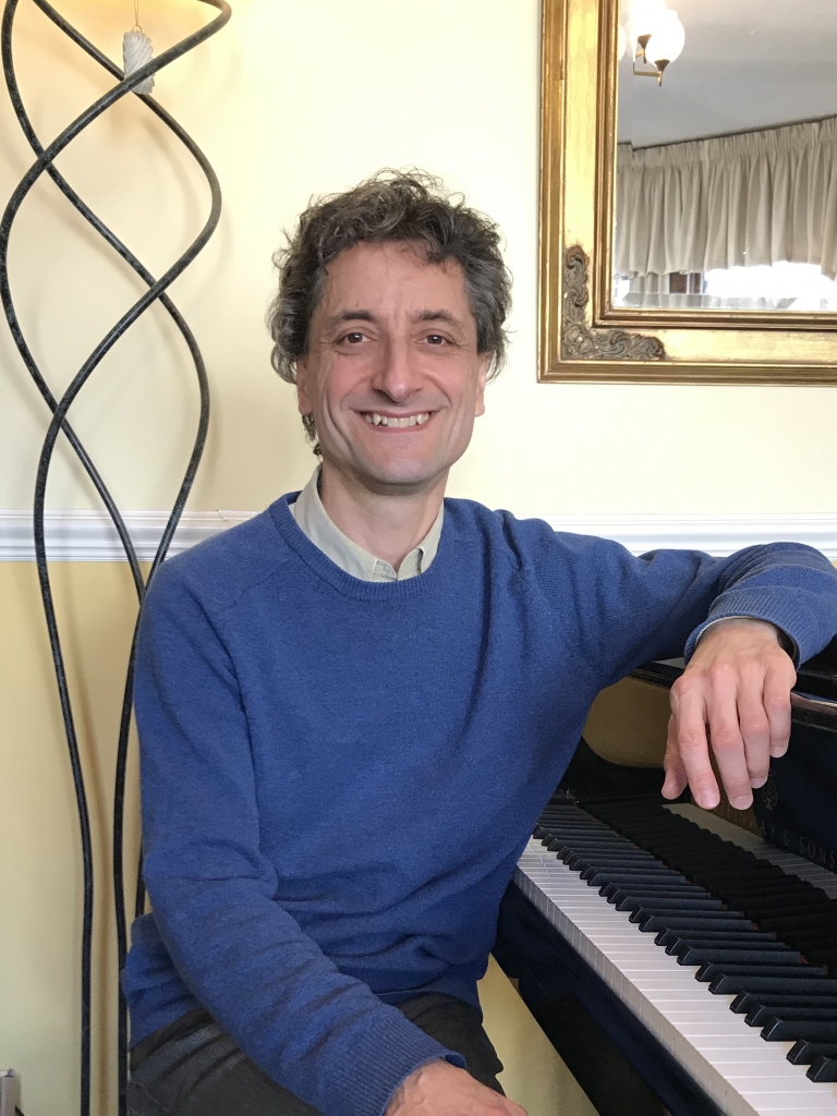 Die Fledermaus first road trip! Baseless Fabric Theatre